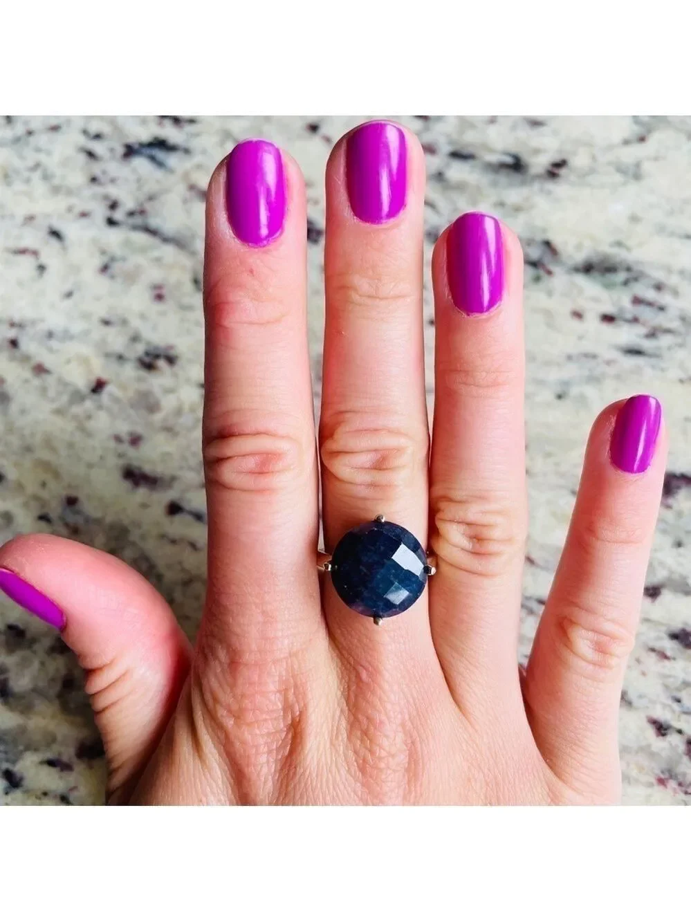 N/A faceted blue